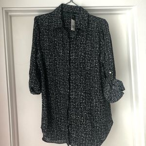 Patterned button down tunic with roll sleeves